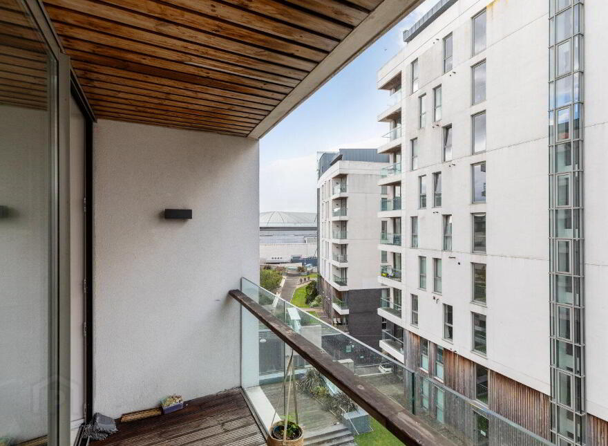 Apartment 5.30 The Arc 2e Queens Road, Belfast, BT3 9FE