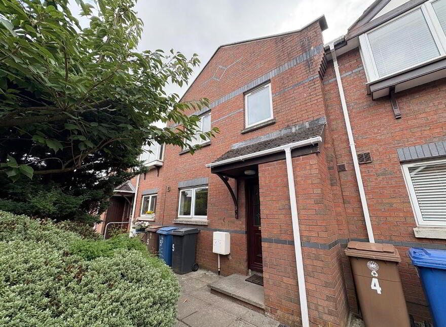 5 Stormont Court, Belfast, BT4 3LE photo