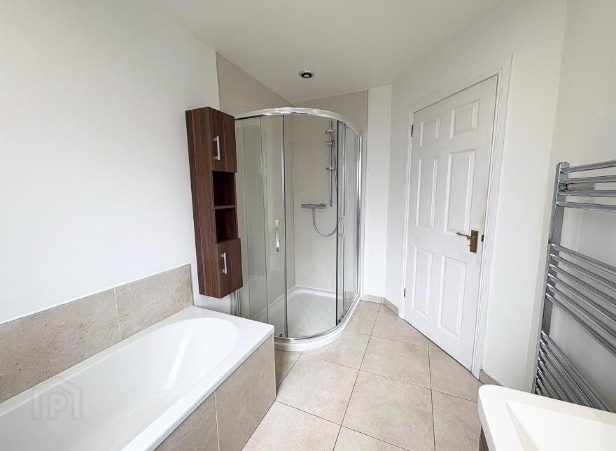 5 Stormont Court, Belfast, BT4 3LE