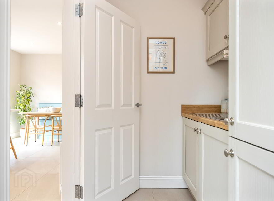 16 Governors Gate Demesne, Royal Hillsborough, BT26 6TU