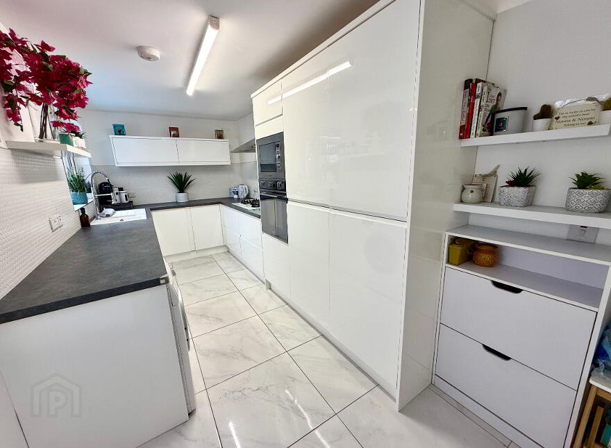20 Marlborough Street, Derry, BT48 9AY