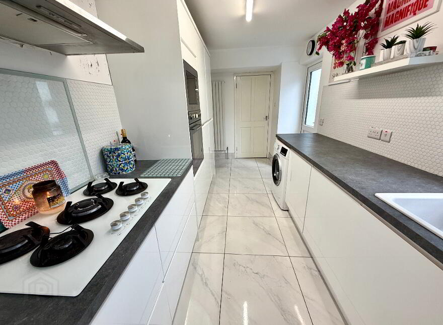 20 Marlborough Street, Derry, BT48 9AY