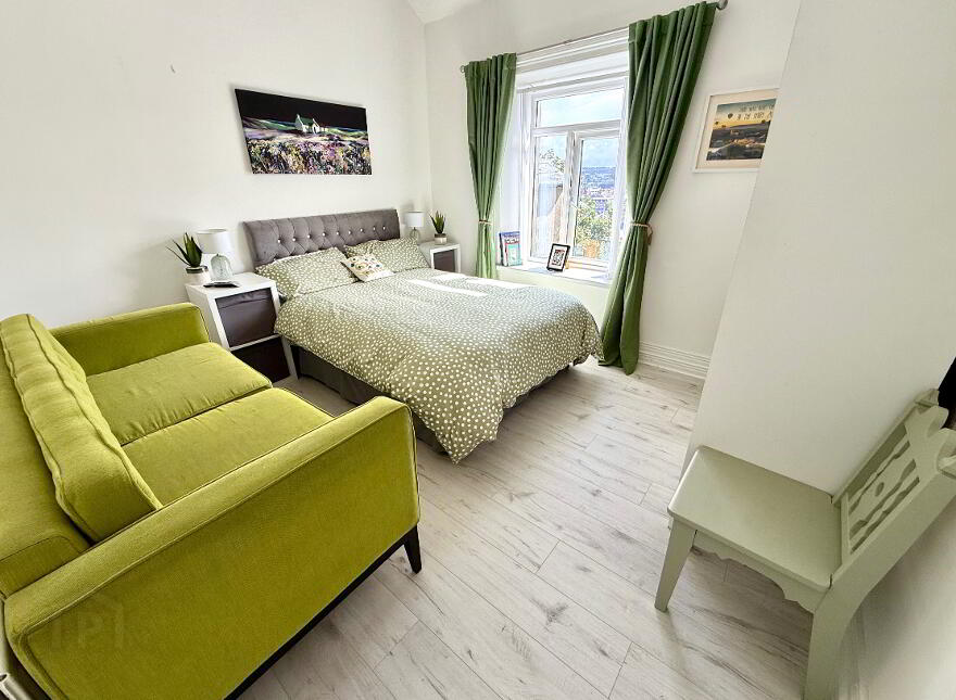 20 Marlborough Street, Derry, BT48 9AY
