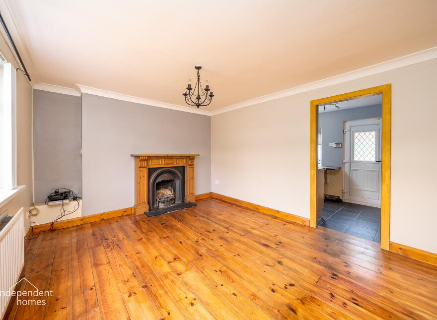 12 Drumahoe Terrace, Larne, BT40 2PU