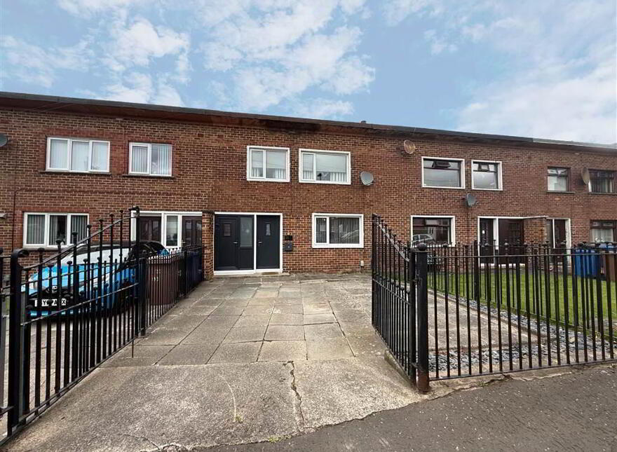 20 Lissan Close, Cregagh, Belfast, BT6 0EH photo