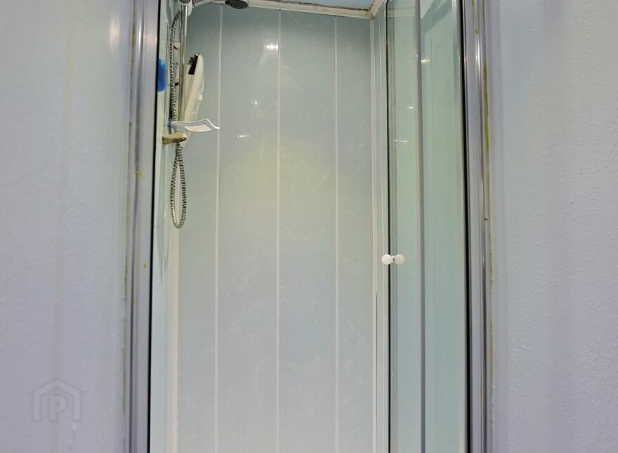 Unit B, 2 Tullyroan Gardens, Portadown, Craigavon, BT62 3TU