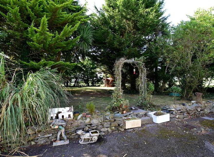 C House, Outbuildings Set On Six Acres, 10 Kilbright Road, Carrowdore, BT22 2HQ