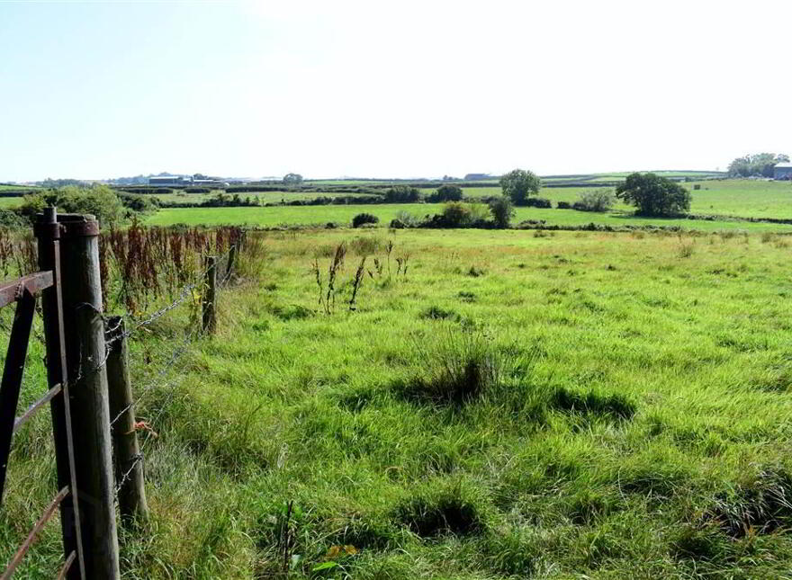 C House, Outbuildings Set On Six Acres, 10 Kilbright Road, Carrowdore, BT22 2HQ