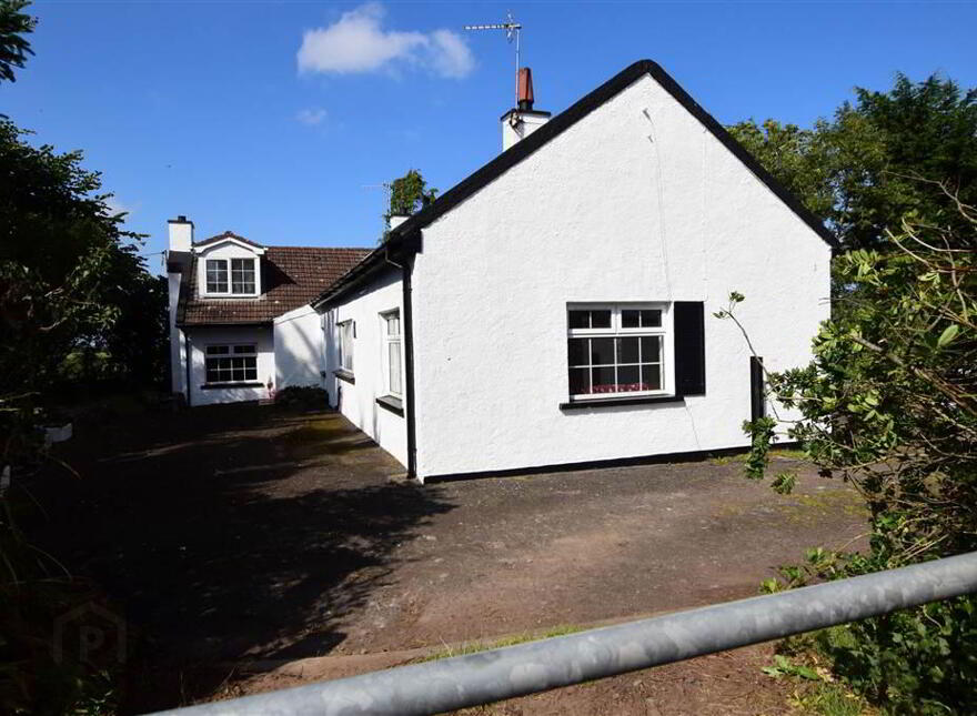 C House, Outbuildings Set On Six Acres, 10 Kilbright Road, Carrowdore, BT22 2HQ