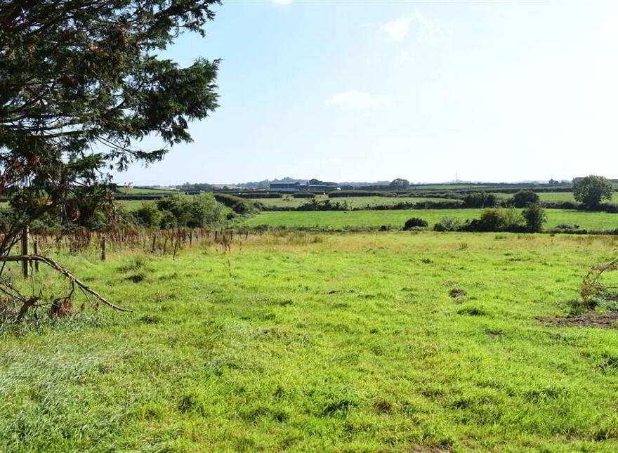 C House, Outbuildings Set On Six Acres, 10 Kilbright Road, Carrowdore, BT22 2HQ