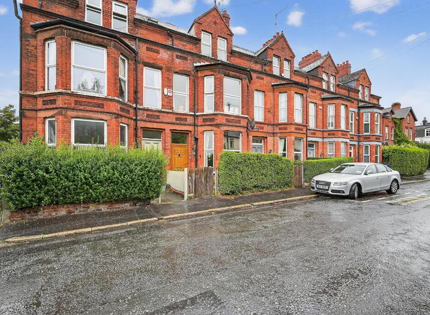 36 Marlborough Park North, Belfast, BT9 6HJ photo