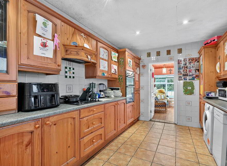 36 Marlborough Park North, Belfast, BT9 6HJ