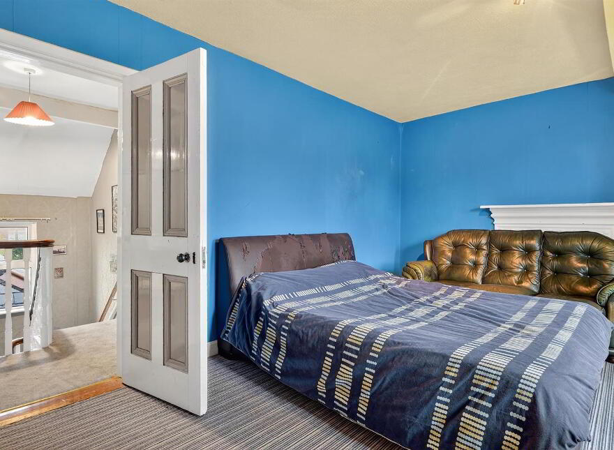 36 Marlborough Park North, Belfast, BT9 6HJ