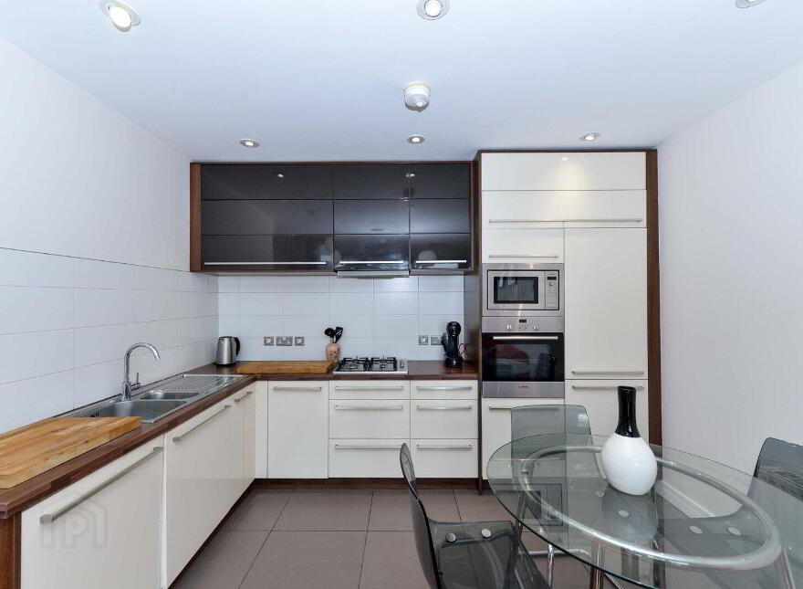 Apartment 9.38 The Arc 2i Queens Road, Belfast, BT3 9FL