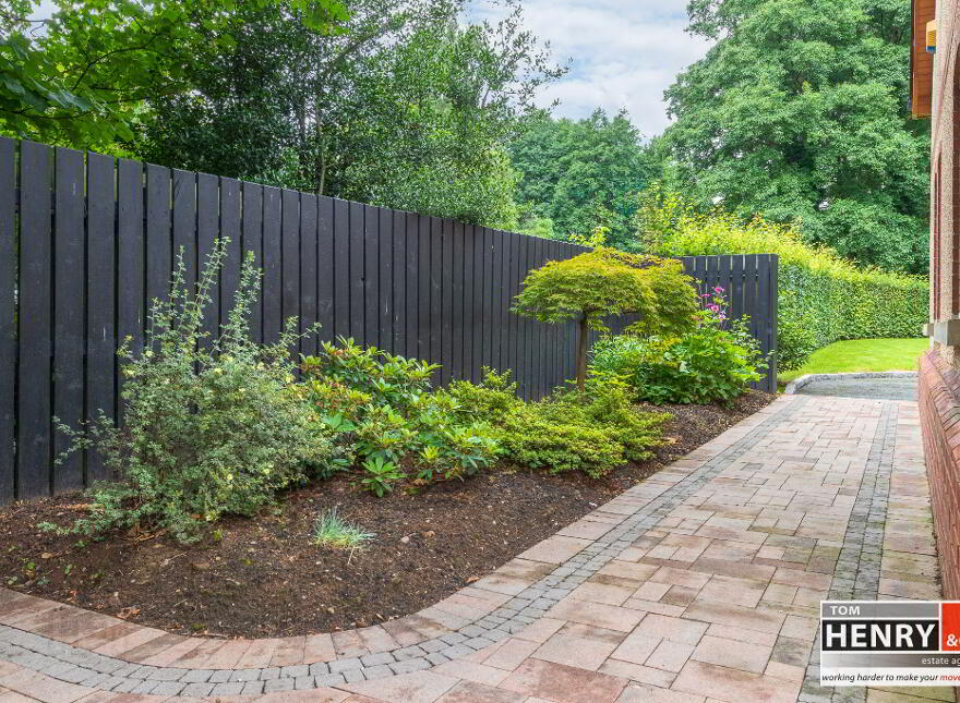 1 Old Moy Road, Dungannon, BT71 6PS