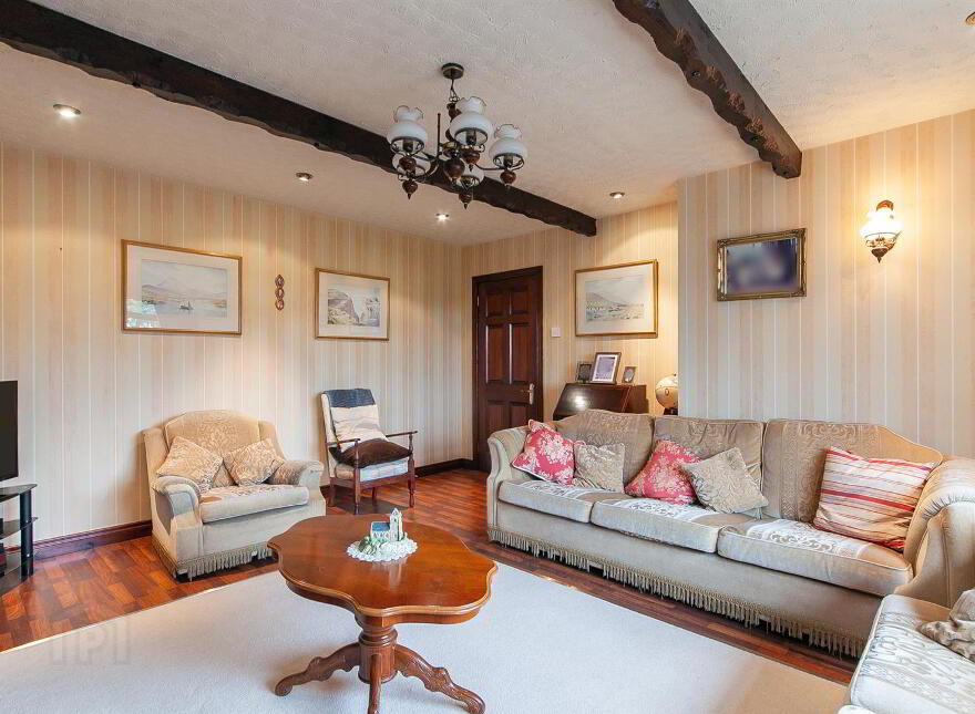 25 Eskylane Road, Antrim, BT41 2LL