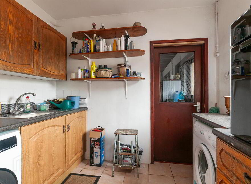 25 Eskylane Road, Antrim, BT41 2LL