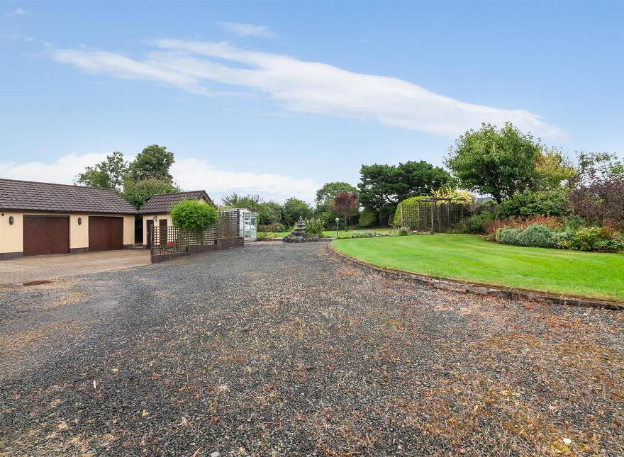 25 Eskylane Road, Antrim, BT41 2LL