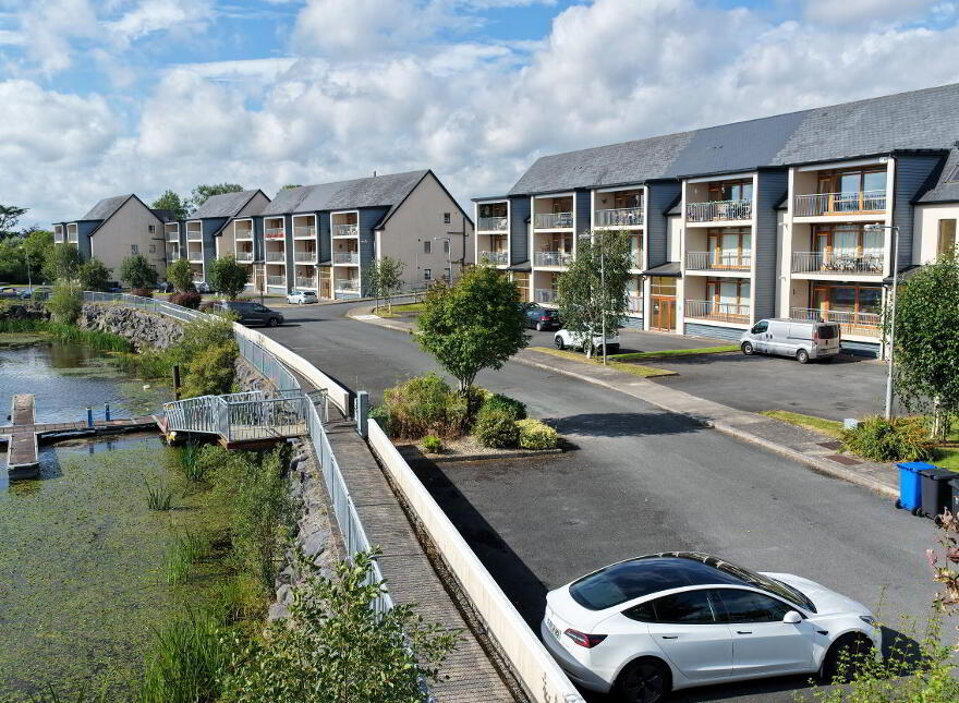 Apartment 51 The Waterfront, Leitrim Village, N41H398