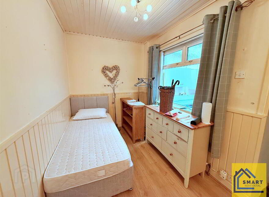 96 Strandburn Drive, Belfast, BT4 1NB