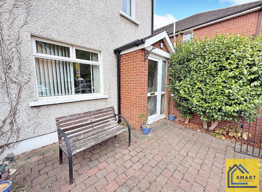 96 Strandburn Drive, Belfast, BT4 1NB