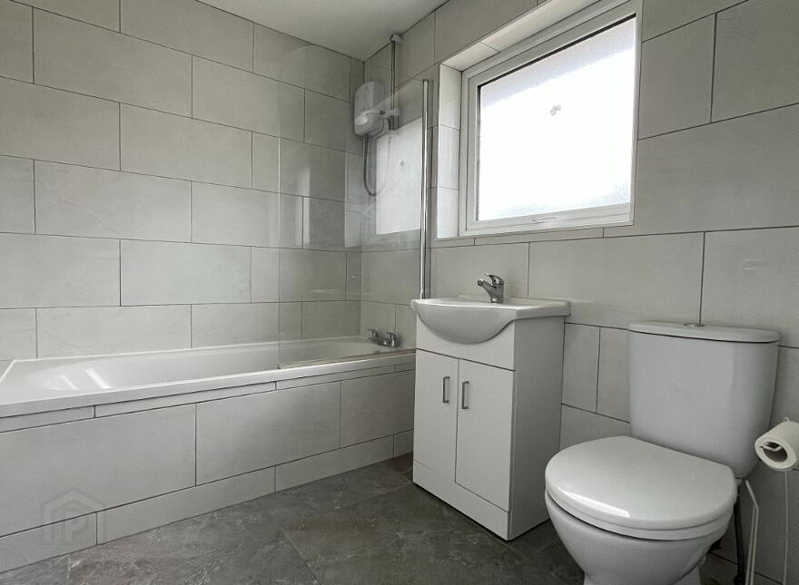 27 Wheatfield Drive, Lurgan, BT66 7BT