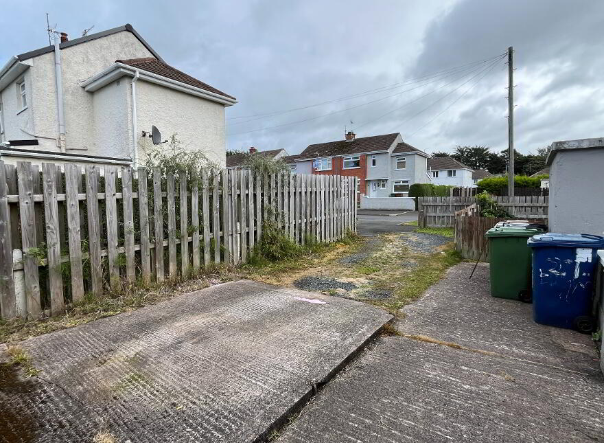 27 Wheatfield Drive, Lurgan, BT66 7BT