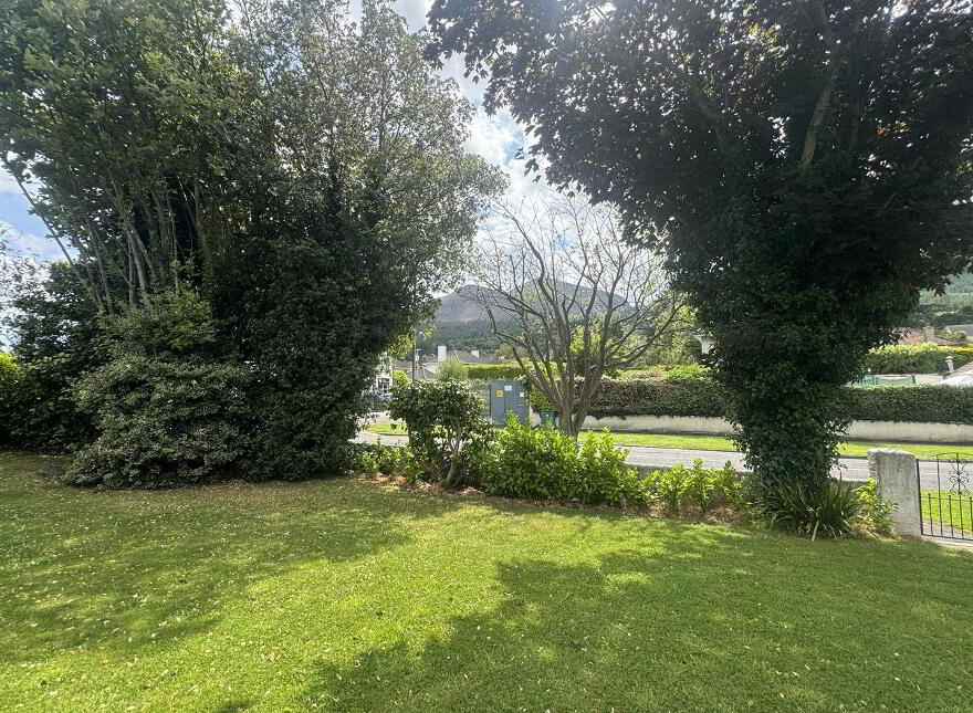 1a Slievecorragh Avenue, Newcastle, Down, BT33 0JA