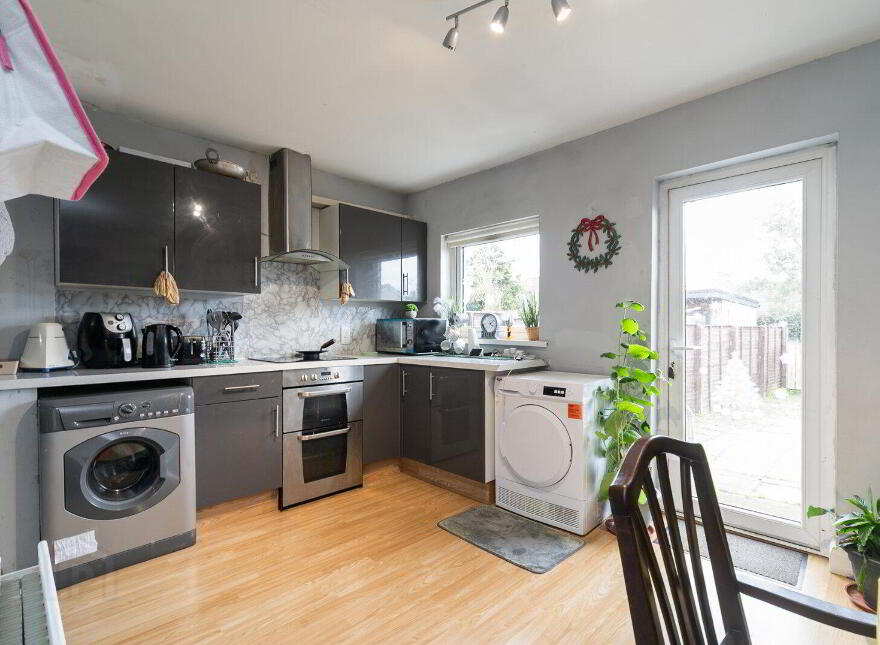 11 Warren Park, Lisburn, BT28 1LW