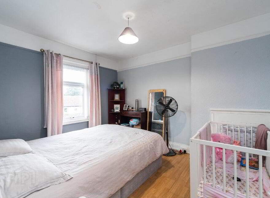 11 Warren Park, Lisburn, BT28 1LW