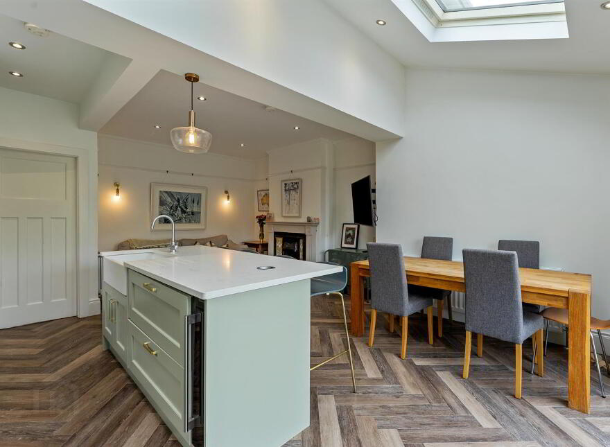 46 Knockbreda Park, Rosetta, Belfast, BT6 0HF