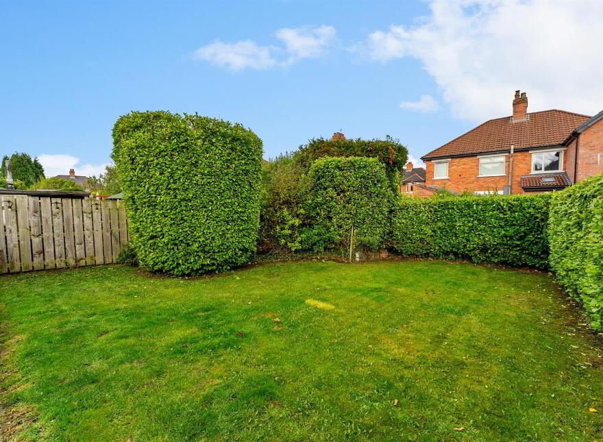 46 Knockbreda Park, Rosetta, Belfast, BT6 0HF