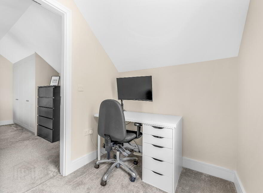 36 Knightsgate Avenue, Rush, K56AX52