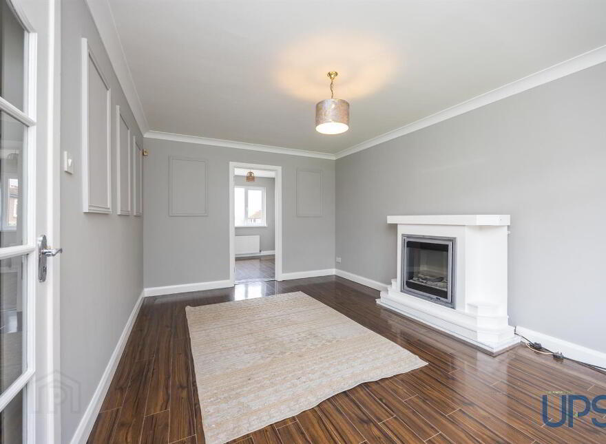 8 Hillhead Heights, Stewartstown Road, Belfast, BT11 9FN
