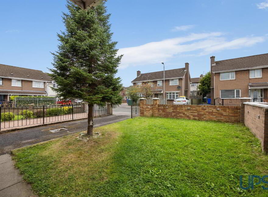 8 Hillhead Heights, Stewartstown Road, Belfast, BT11 9FN