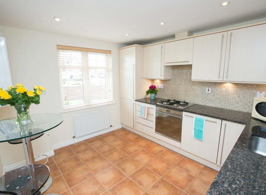 2 Academy House, Wellington Square, Belfast, BT7 3LF