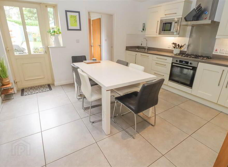 21 Gransha Wood, Dundonald, Belfast, BT16 2FG