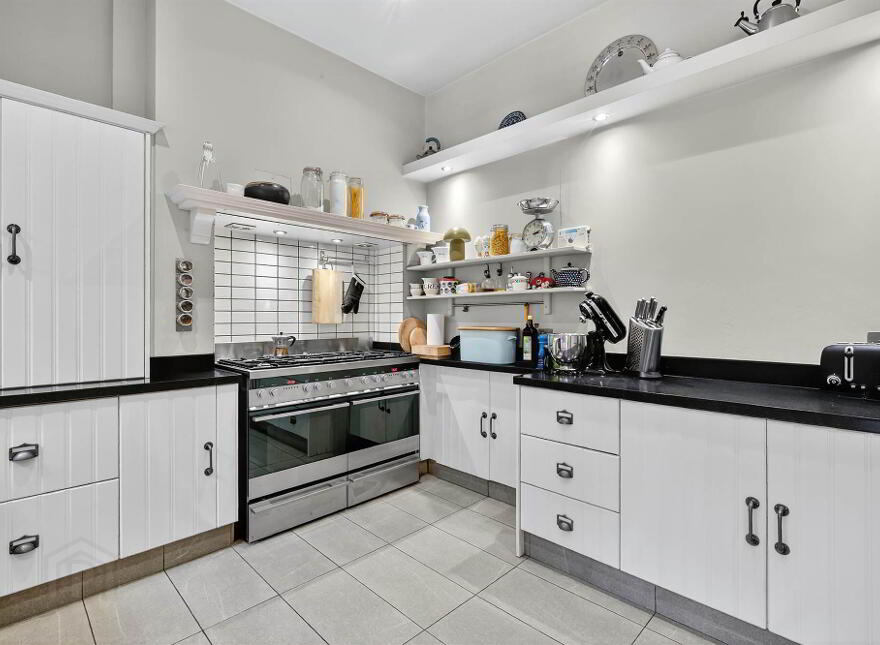 79 Osborne Park, Belfast, BT9 6JQ