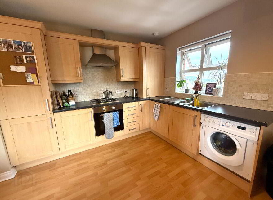 32 Elmwood Cottages, Ballyclare Road, Newtownabbey, BT36 5WQ