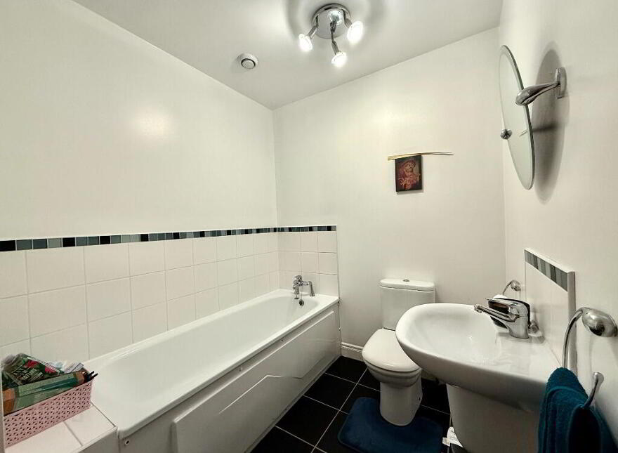32 Elmwood Cottages, Ballyclare Road, Newtownabbey, BT36 5WQ
