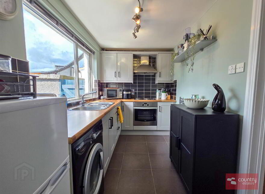 8 Plantation Avenue, Newtownabbey, BT36 5NY