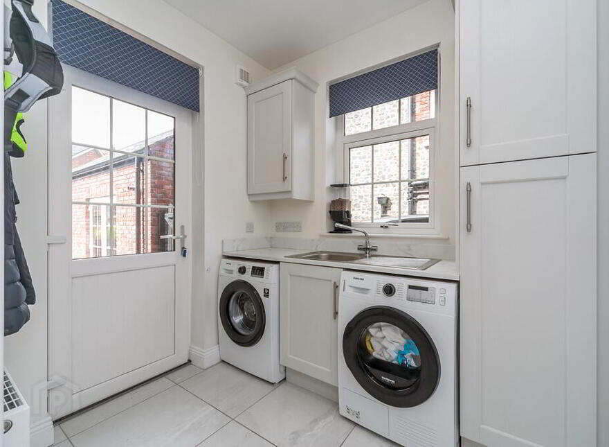 52 Governors Gate Demesne, Ballynahinch Road, Royal Hillsborough, BT26 6TU