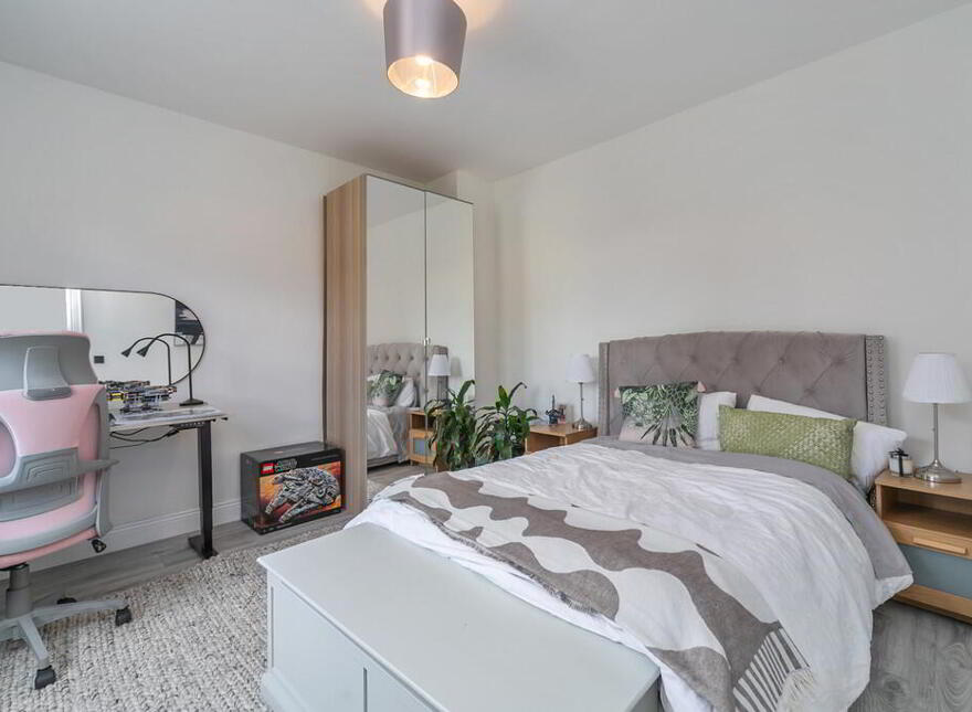 52 Governors Gate Demesne, Ballynahinch Road, Royal Hillsborough, BT26 6TU