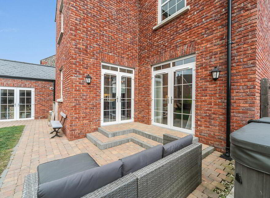 52 Governors Gate Demesne, Ballynahinch Road, Royal Hillsborough, BT26 6TU