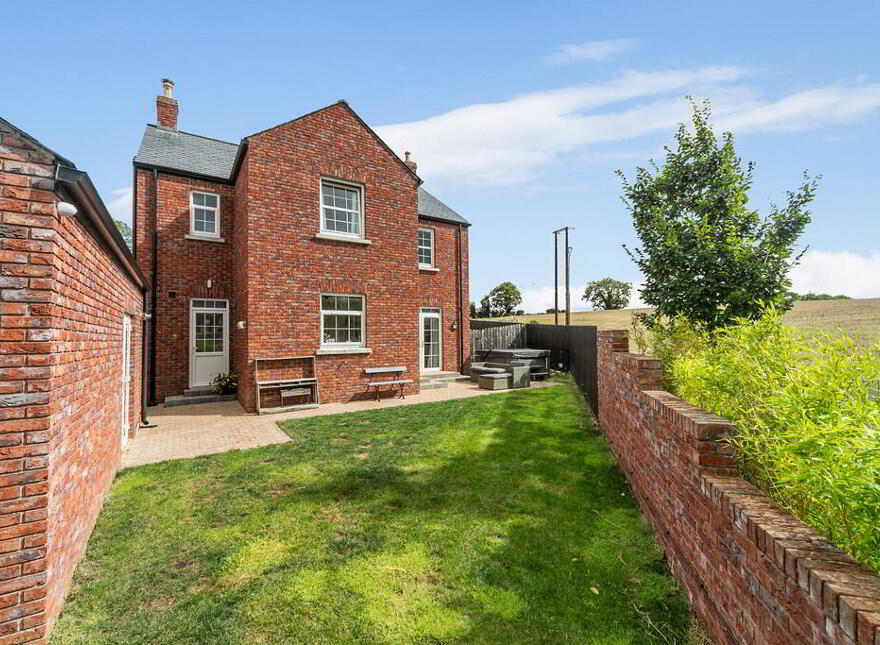 52 Governors Gate Demesne, Ballynahinch Road, Royal Hillsborough, BT26 6TU