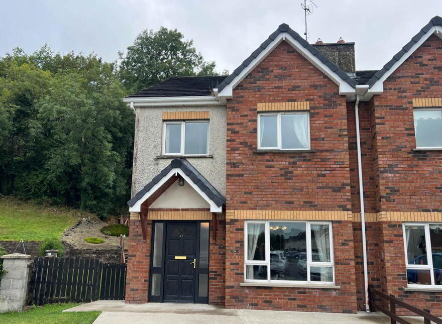 47 Páirc An Dúin, Swellan Lower, Cavan Town, H12PX81 photo