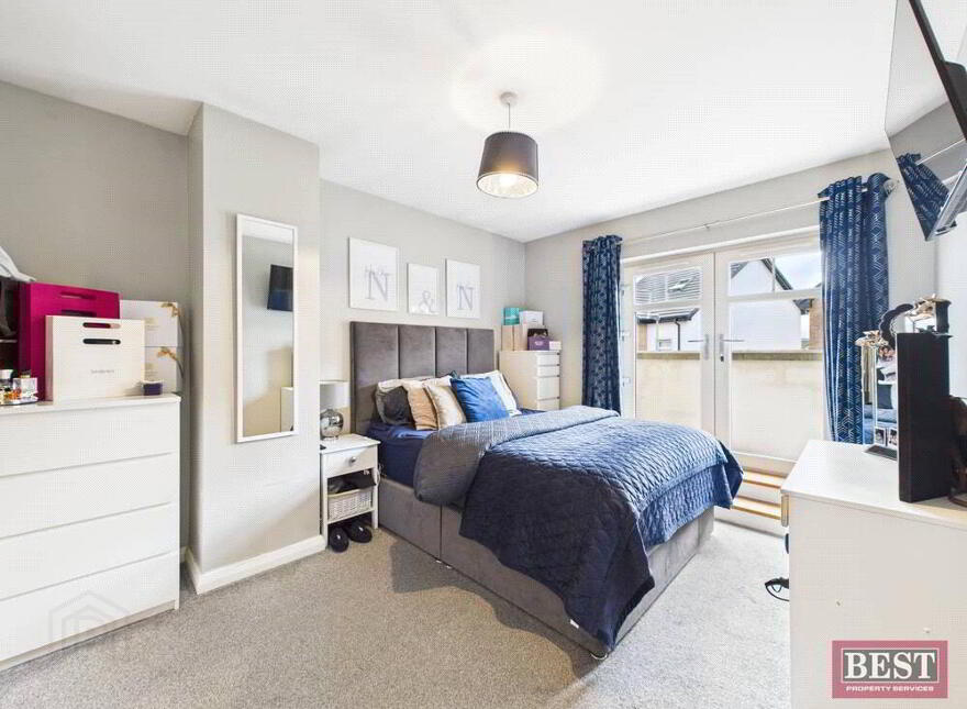 12 Belvedere Heights, Warrenpoint, Newry, BT34 3XZ