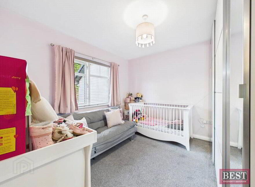 12 Belvedere Heights, Warrenpoint, Newry, BT34 3XZ