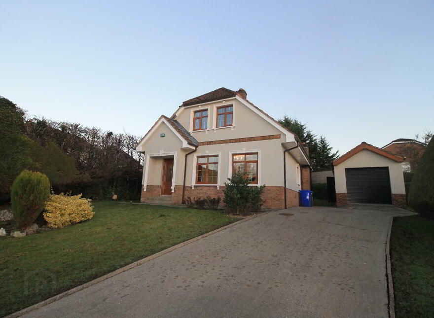 57 College Glen, Londonderry, BT48 8PX photo