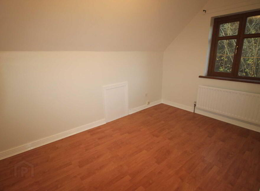 57 College Glen, Londonderry, BT48 8PX